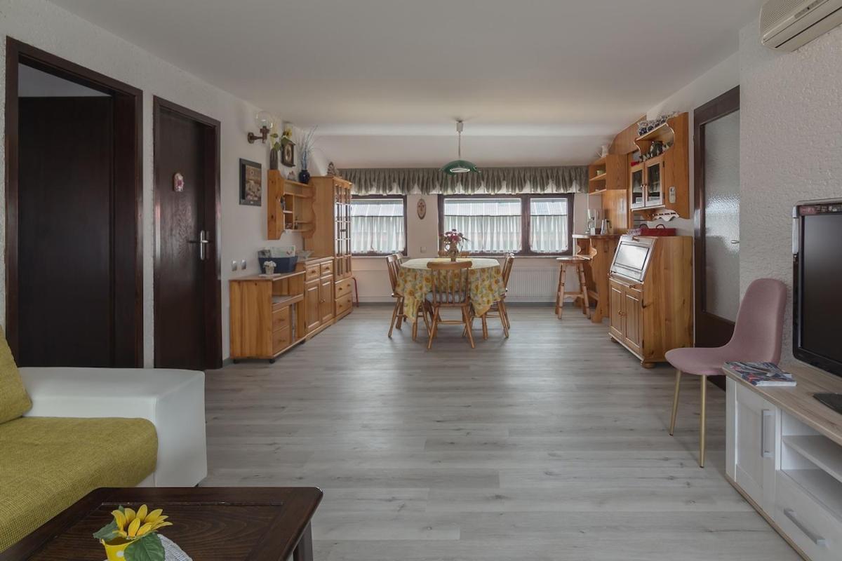 Family Apartment Nakiteya Ljubljana Dış mekan fotoğraf