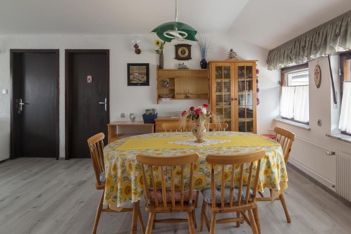 Family Apartment Nakiteya Ljubljana Dış mekan fotoğraf